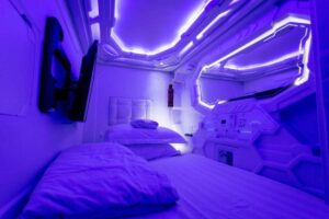 Capsule hotel