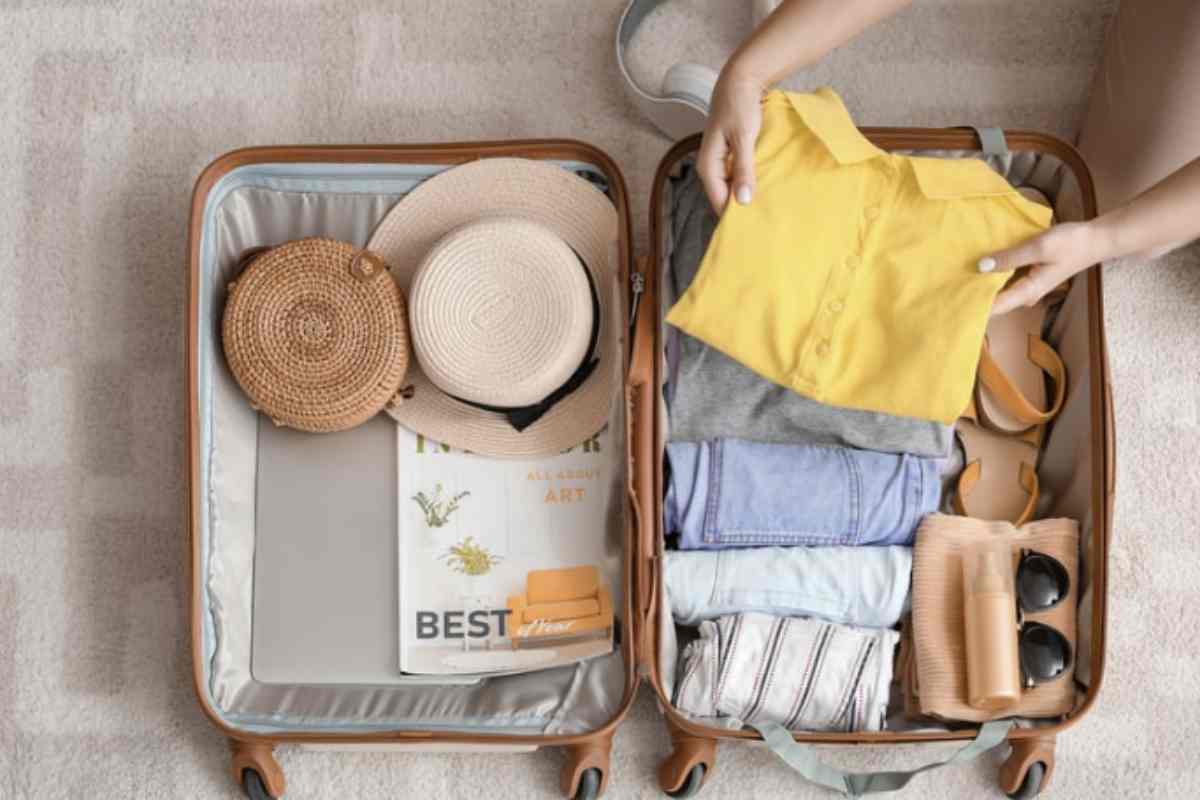 Viaggiare con un animale da compagnia comporta l’osservanza di norme europee rigorose. All’interno dei Paesi UE, è sufficiente possedere